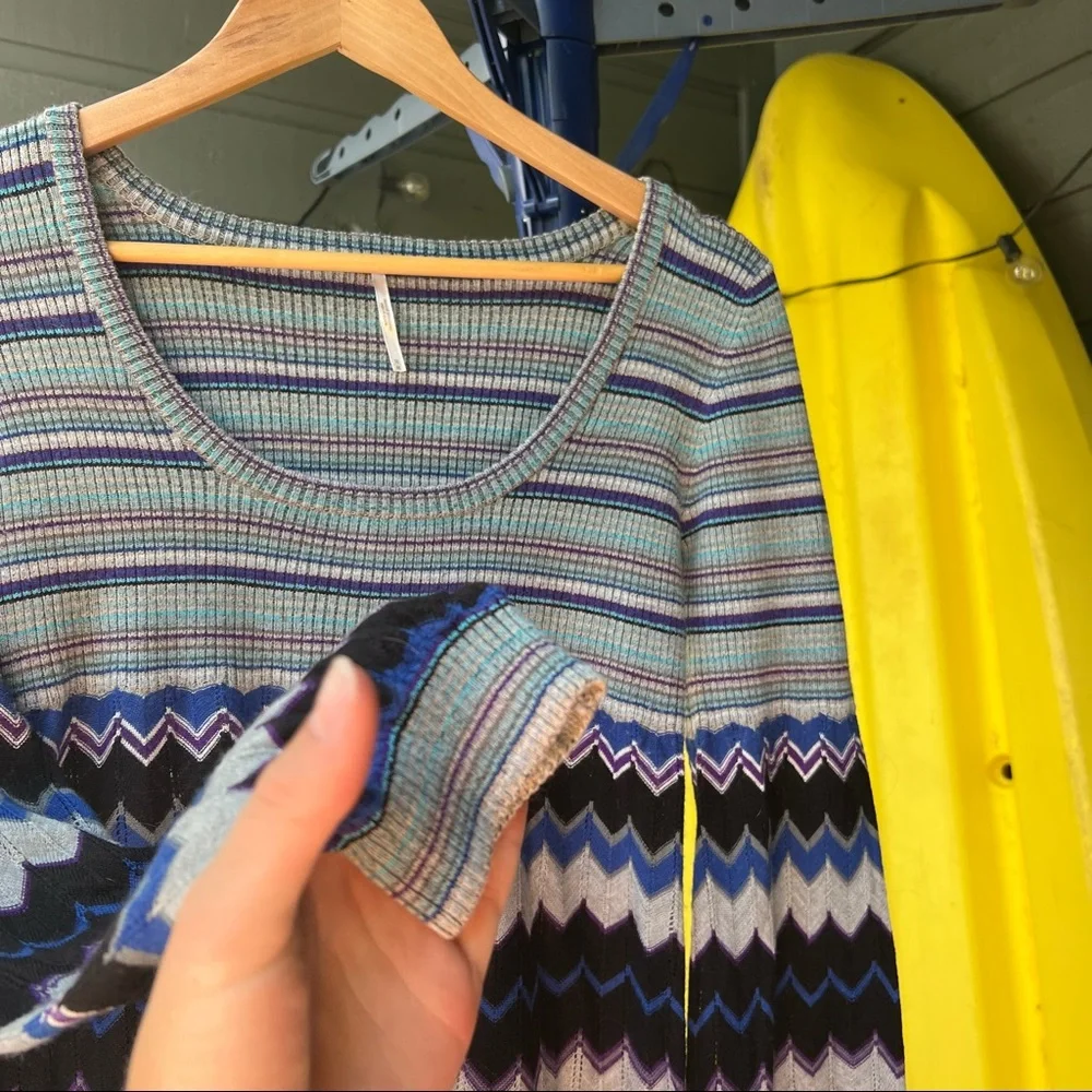 Free People knit sweater top - Picture 6 of 14